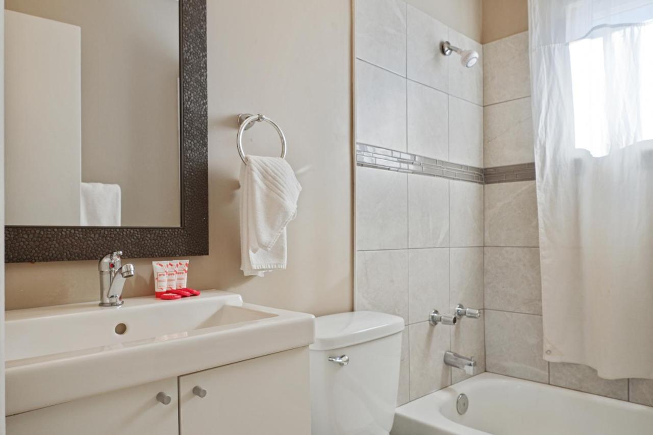 Hotel Bethel - Fort Macleod, Ab Buitenkant foto